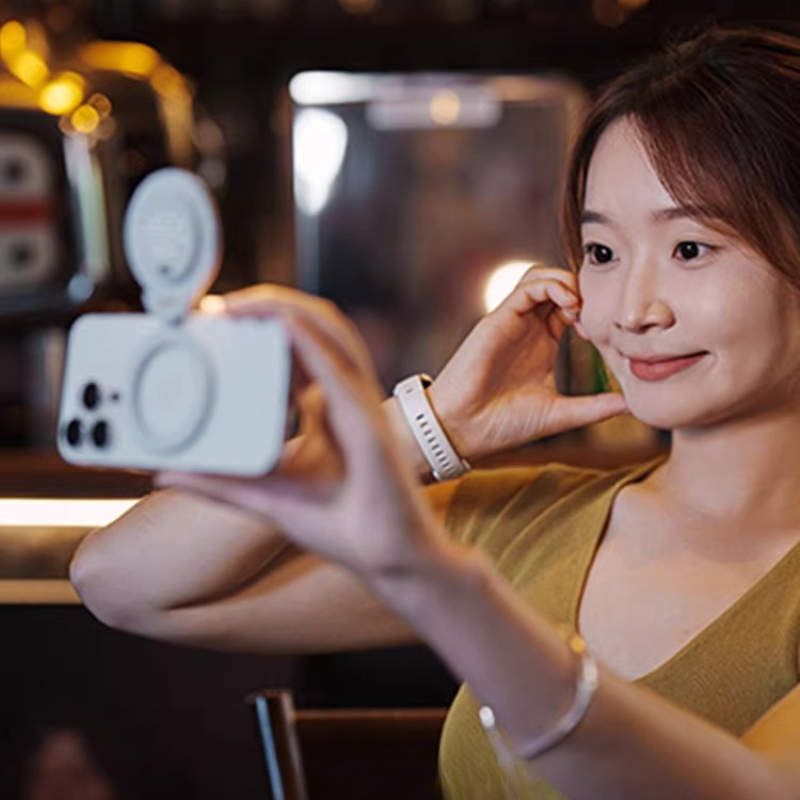 Mini Luz LED Magnética para selfies 3 modos de brillo ajustable para teléfono inteligente